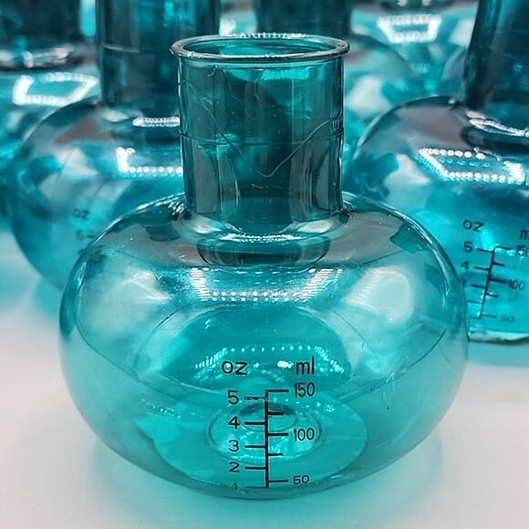 Blue Green lot of 18 Small Plastic 150ml Flasks For Decoration Flowers Display - Picture 2 of 8